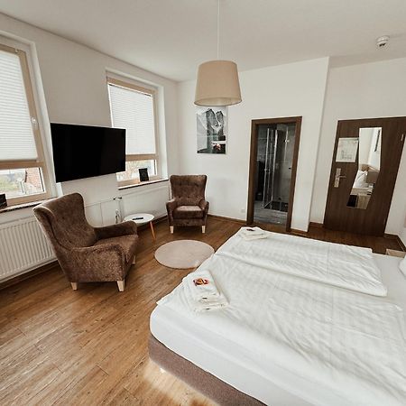 Hotel Am Stadtpark Nordhausen Ngoại thất bức ảnh