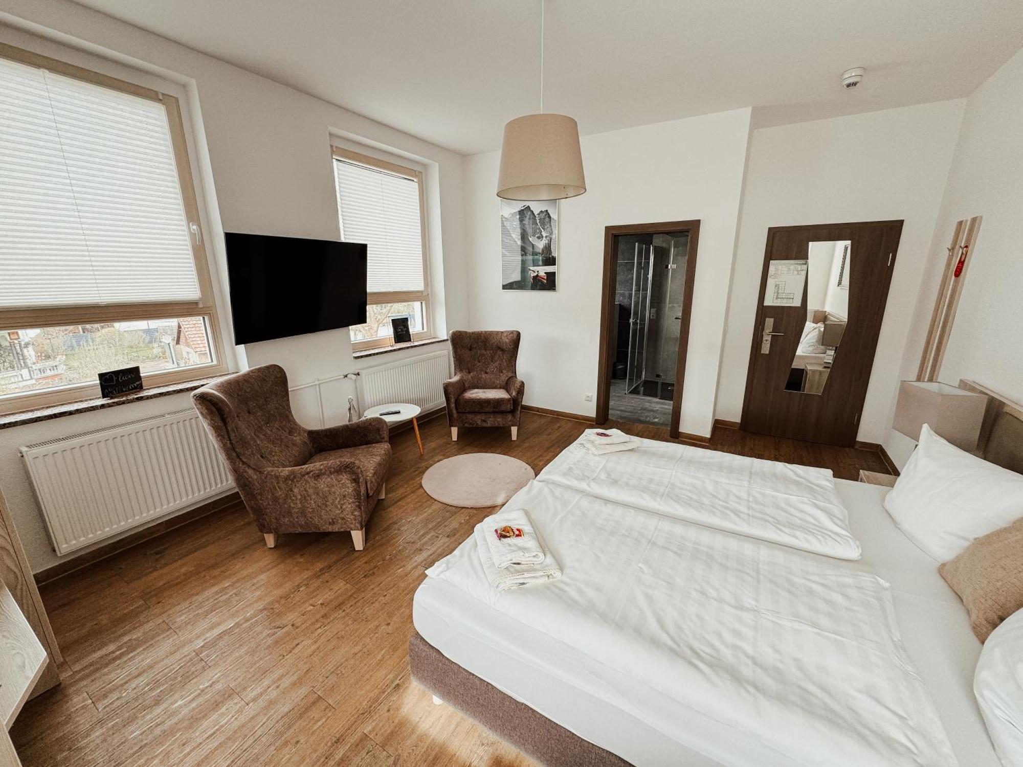 Hotel Am Stadtpark Nordhausen Ngoại thất bức ảnh